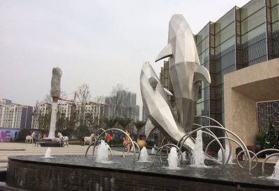 户外喷泉两只跳跃的不锈钢海豚博鱼网页版