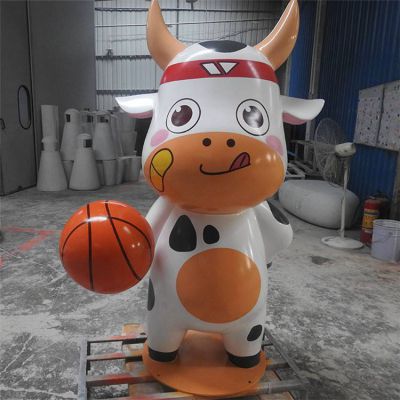 玻璃钢彩绘商场卡通打篮球的奶牛博鱼网页版