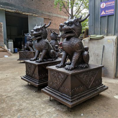 铜麒麟，黄铜铸造麒麟铜雕一对