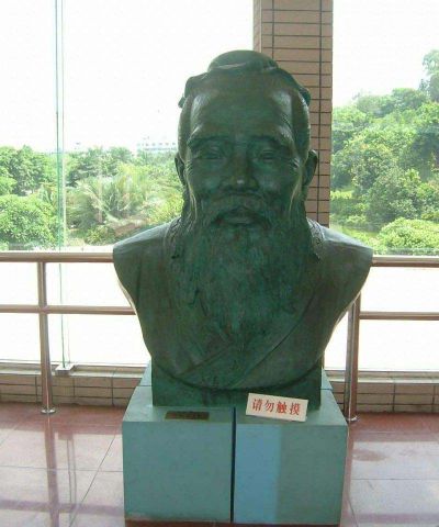 校园孔子胸像名人玻璃钢仿青铜博鱼网页版