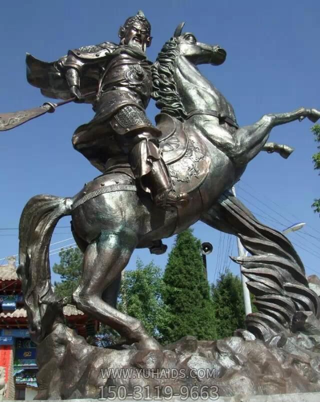 景点大型不锈钢仿铜骑马的关公博鱼网页版