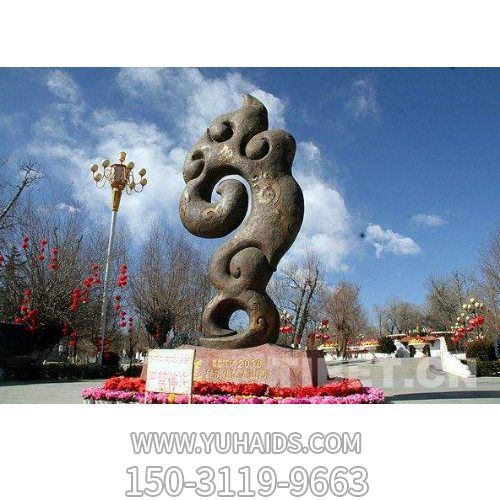 广场玻璃钢仿铜抽象火苗标志景观博鱼网页版