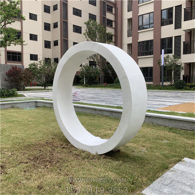 小区绿化带不锈钢圆环装饰博鱼网页版