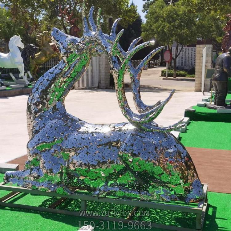 不锈钢锻造镜面一只卧着的梅花鹿博鱼网页版