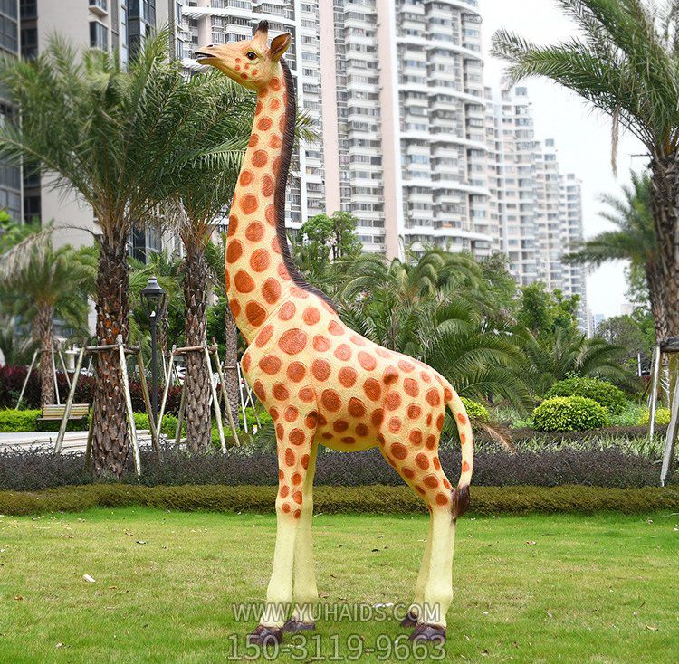 玻璃钢园林仿生长颈鹿博鱼网页版