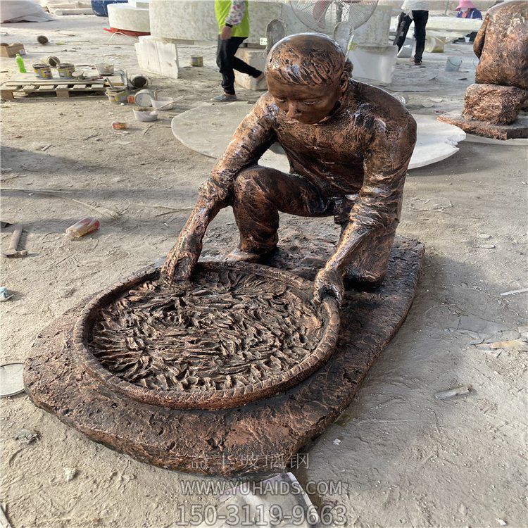 干活的父女玻璃钢农民民俗生活博鱼网页版