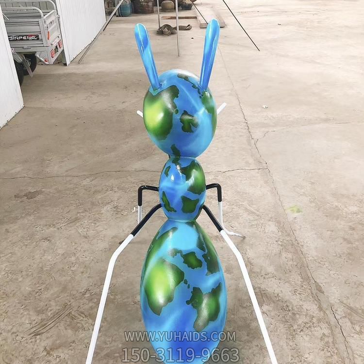 公园草坪玻璃钢彩绘创意卡通动物博鱼网页版