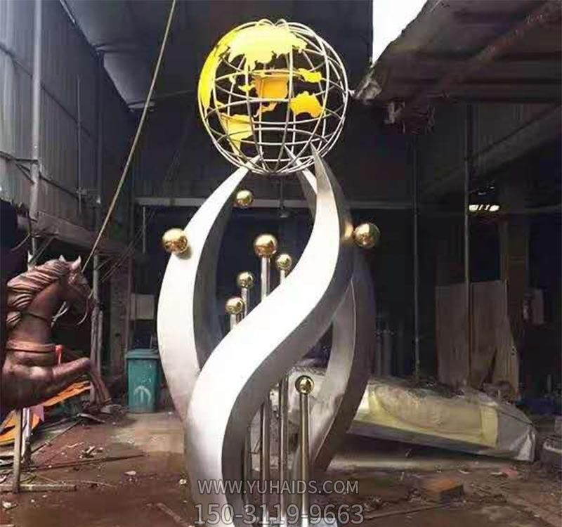 室内创意抽象不锈钢向上的地球仪博鱼网页版