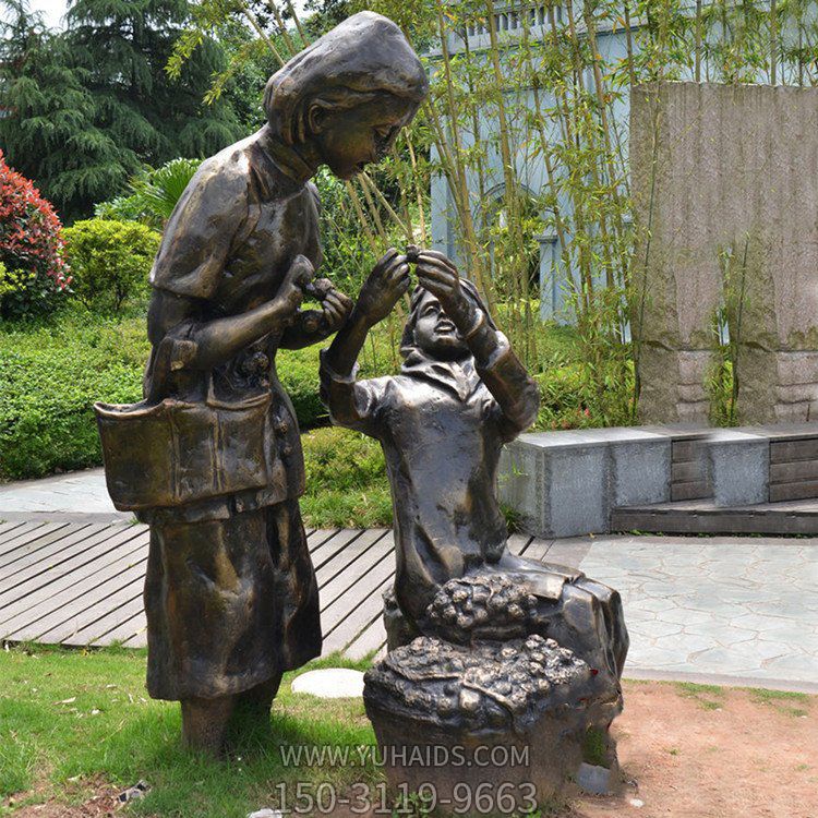 母女亲情情景铜雕，铸铜民俗生活人物博鱼网页版