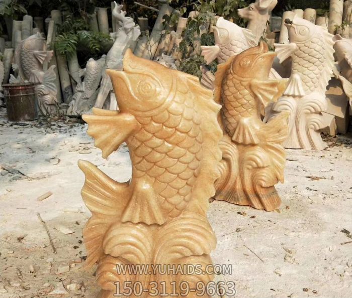 公园摆放的黄蜡石石雕喷水博鱼网页版