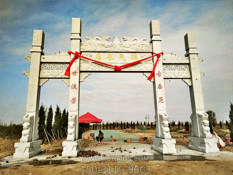 景观装饰简易新款三门石柱楼牌坊博鱼网页版