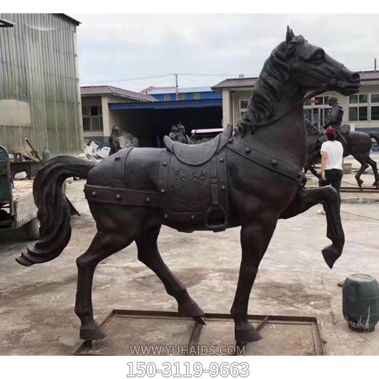 广场摆放大型铸铜骏马动物博鱼网页版景观摆件