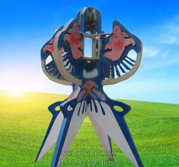 旅游文化小镇广场摆放蓝色彩绘不锈钢风筝博鱼网页版