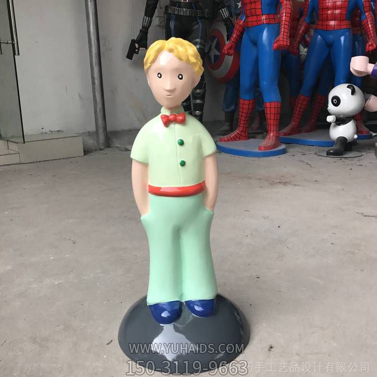 景观广场美陈摆设卡通人物博鱼网页版 玻璃钢小王子彩绘摆件