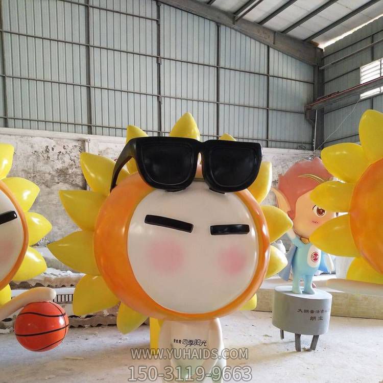 玻璃钢卡通博鱼网页版商场创意戴墨镜的太阳花