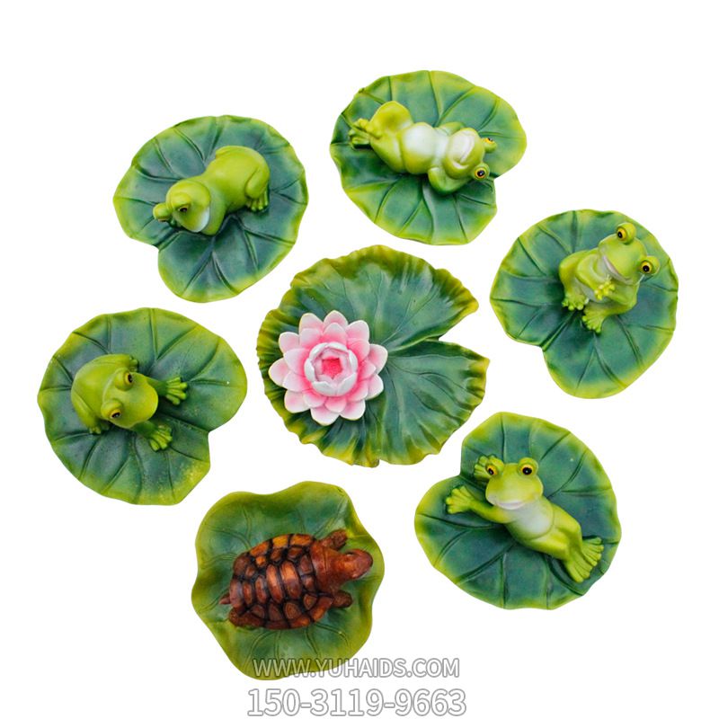 荷叶上姿态各异休息中的玻璃钢青蛙博鱼网页版