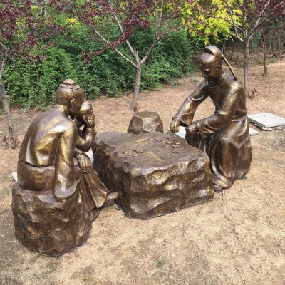 公园情景人物博鱼网页版景观，下象棋的古代人物铜雕