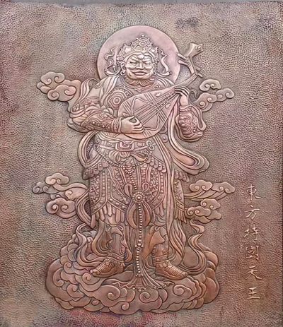 东方持国天王浮雕