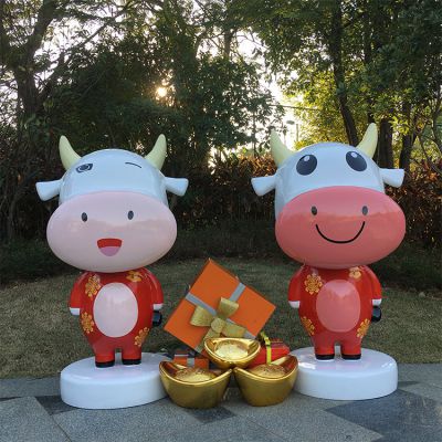 商店两只玻璃钢卡通牛博鱼网页版