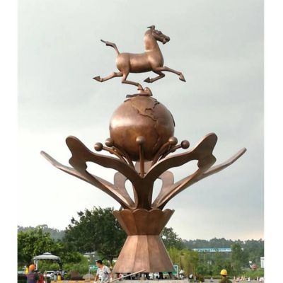 黄铜铸造马踏地球花朵创意景观博鱼网页版