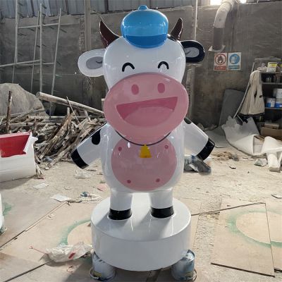创意玻璃钢商场游乐园卡通小奶牛博鱼网页版
