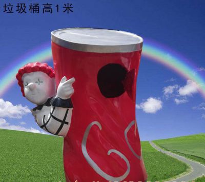 卡通人物可乐瓶彩绘玻璃钢垃圾桶博鱼网页版