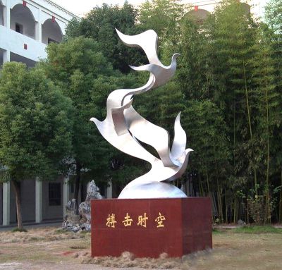 学校创意抽象不锈钢鸽子博鱼网页版