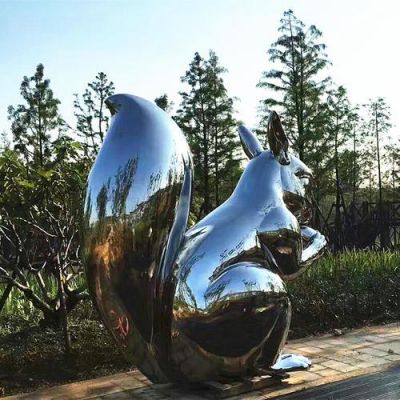 不锈钢镜面户外公园大型抽象松鼠博鱼网页版