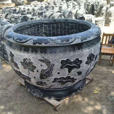 鱼戏莲叶间青石水缸