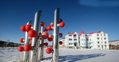 庭院校园抽象不锈钢树博鱼网页版