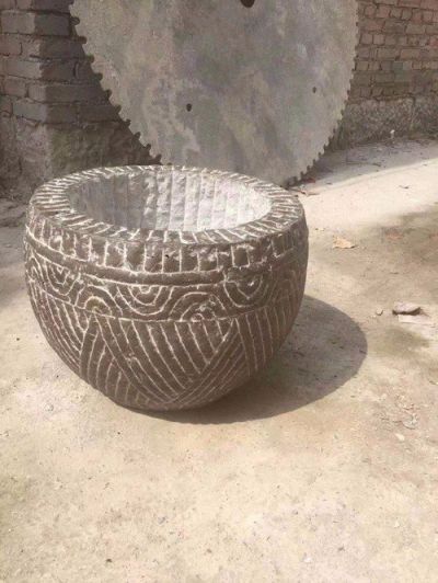 仿古做旧养鱼养花水缸 庭院石缸 石雕老石槽博鱼网页版