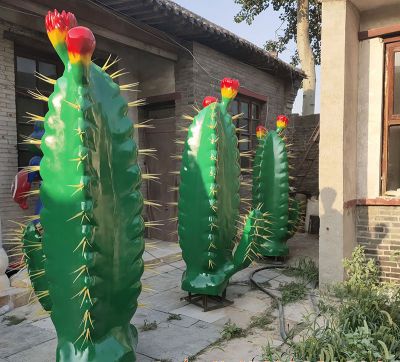 城市花园广场摆放玻璃钢仙人掌景观博鱼网页版