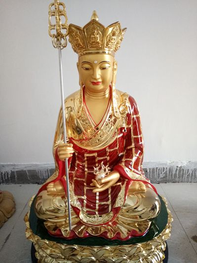 寺庙佛像铜铸彩绘手拿法杖的地藏王博鱼网页版