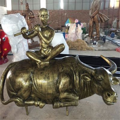 农耕文化玻璃钢仿铜铸铜牧童骑水牛吹笛人物博鱼网页版