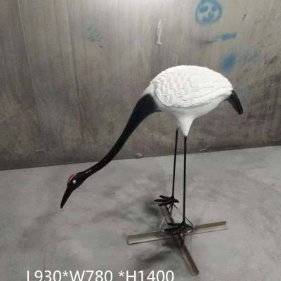 玻璃钢仿真仙鹤圆雕动物景区小品博鱼网页版