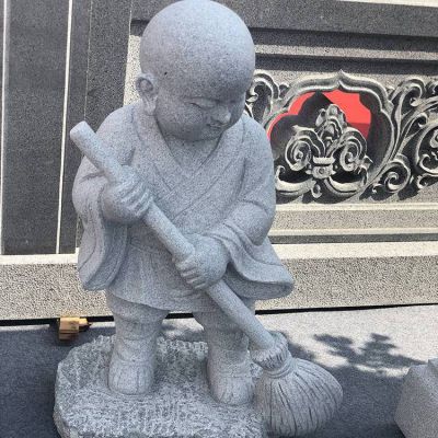 花岗岩石雕小和尚 庭院草坪奇趣景观摆件小沙弥博鱼网页版