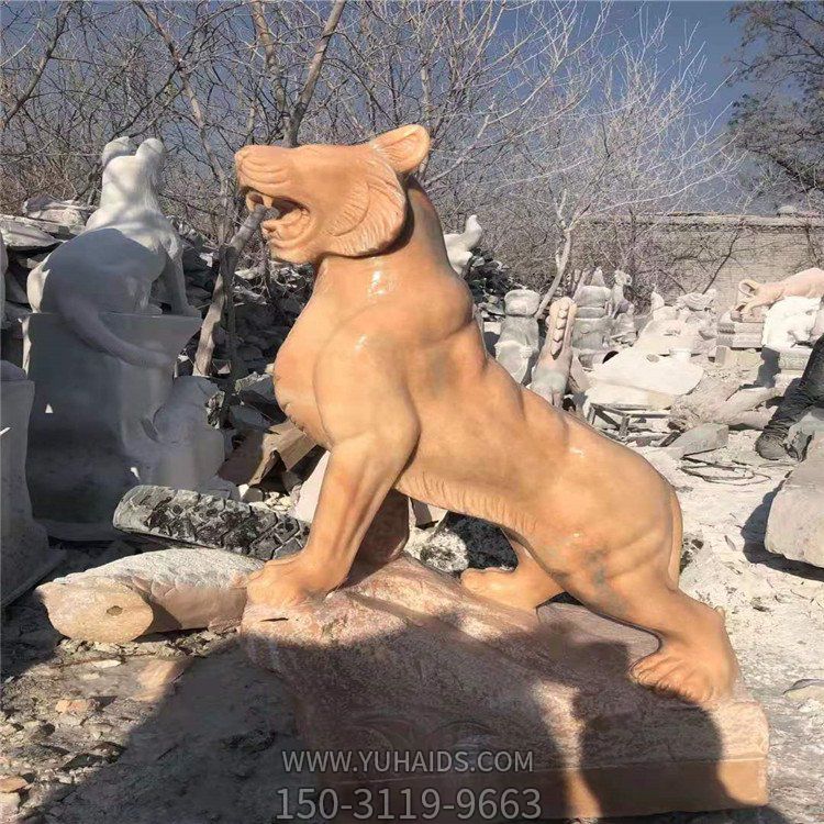 晚霞红石雕老虎，十二生肖动物石雕博鱼网页版