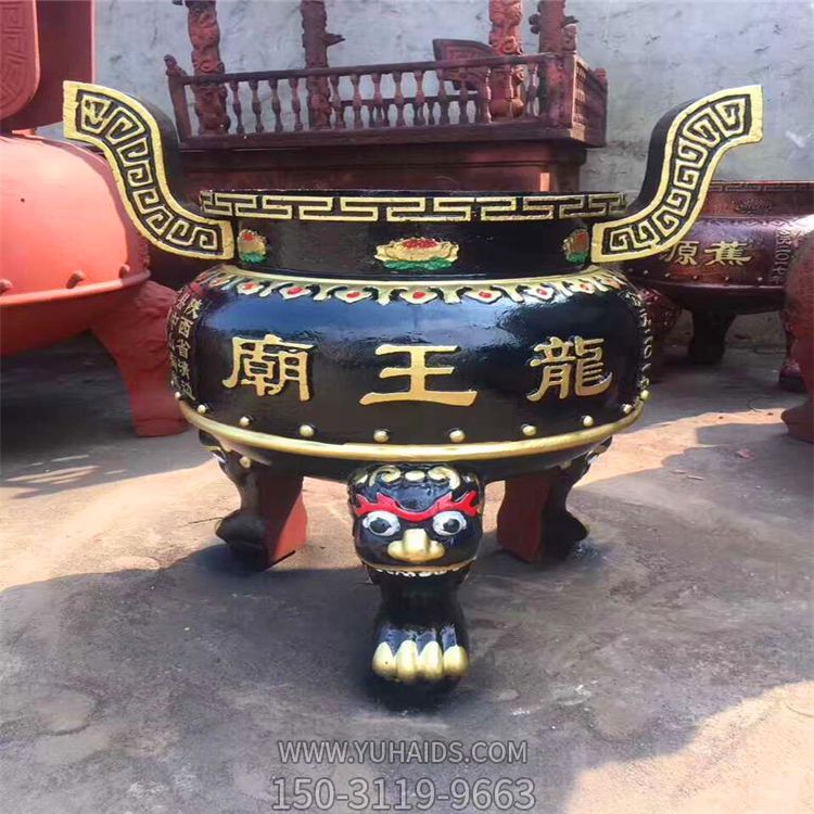 寺庙户外摆放彩绘漆金圆形香炉博鱼网页版
