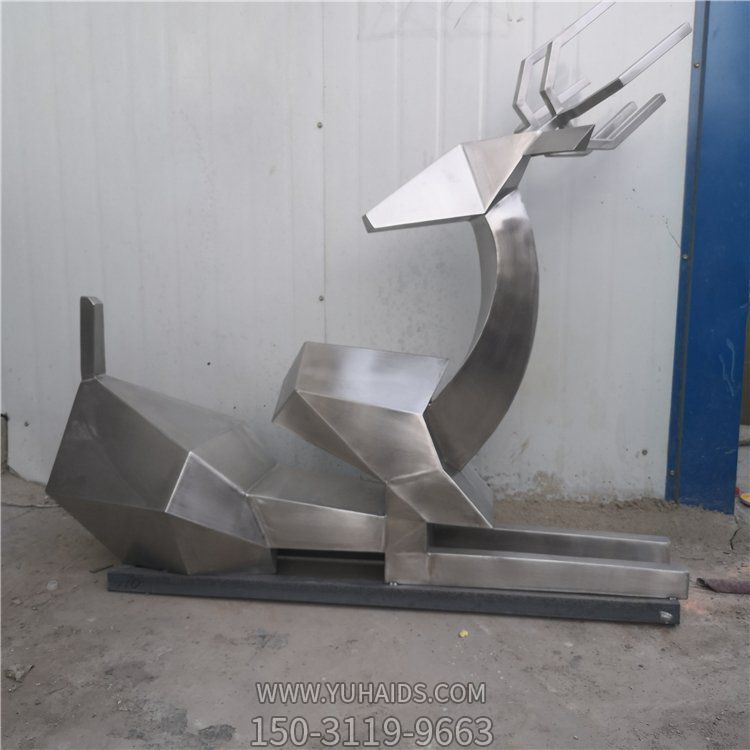 售楼部户外摆放不锈钢抽象几何鹿博鱼网页版