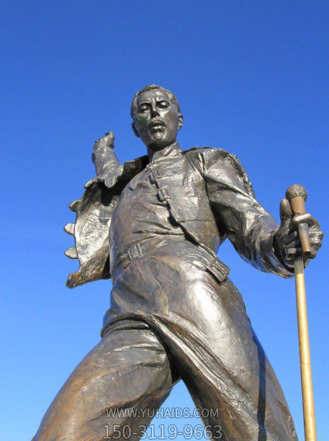 公园唱歌的人物铜雕唱博鱼网页版