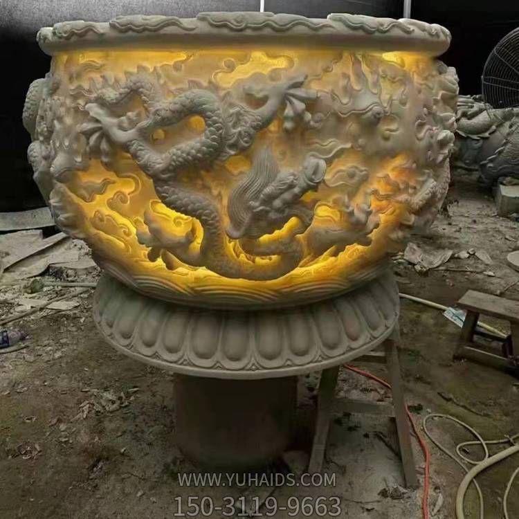 大理石石雕浮雕龙庭院户外大型缸博鱼网页版