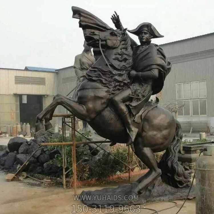 铸铜博鱼网页版广场大型西方骑马人物小品