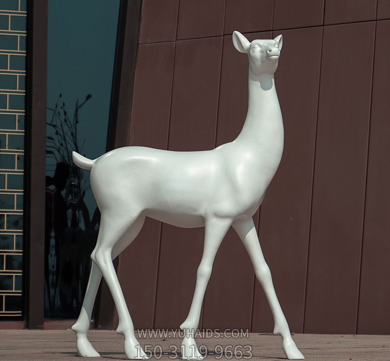 户外园林玻璃钢白色梅花鹿博鱼网页版