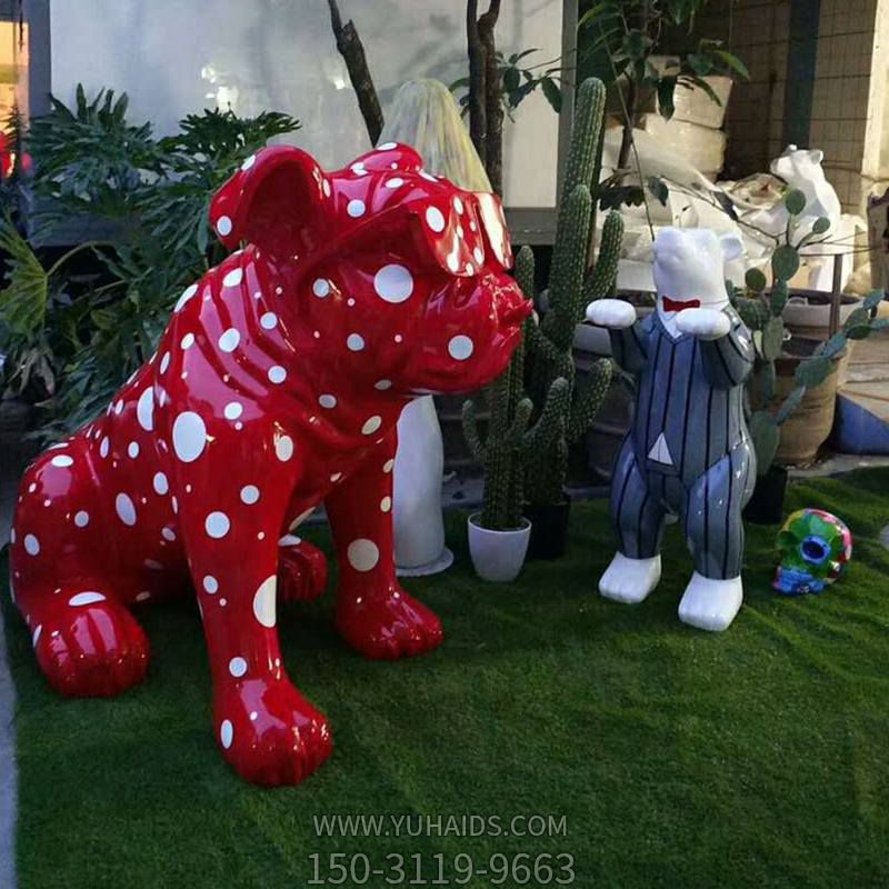 儿童康泰乐园彩绘白色斑点坐姿玻璃钢狗博鱼网页版