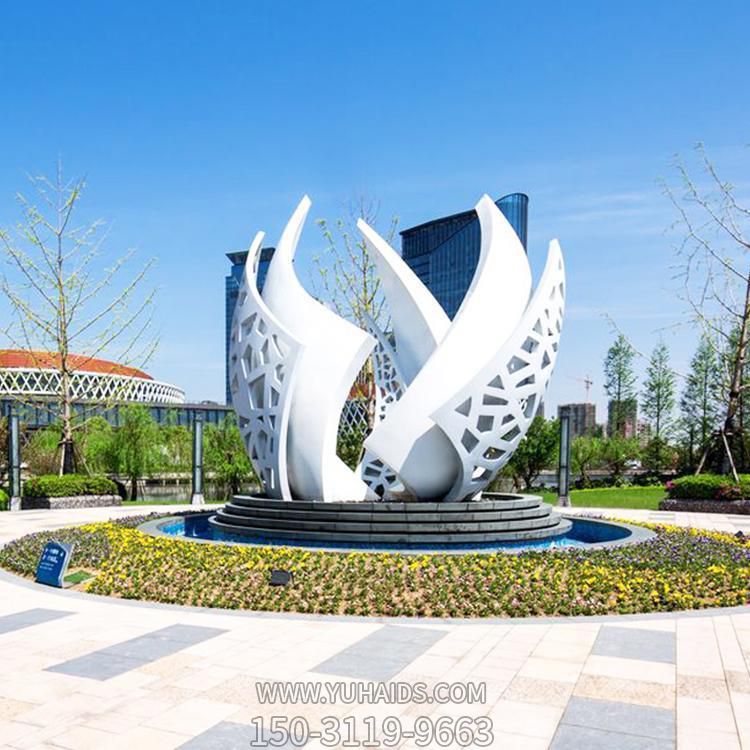 广场大型不锈钢彩绘创意景观摆件博鱼网页版