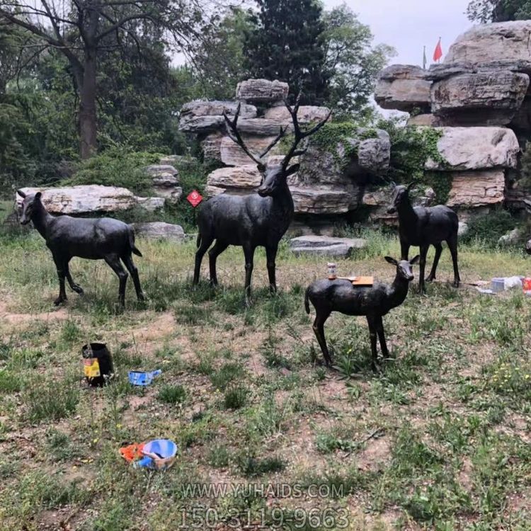 玻璃钢仿铜梅花鹿博鱼网页版园林草地摆件小品组合