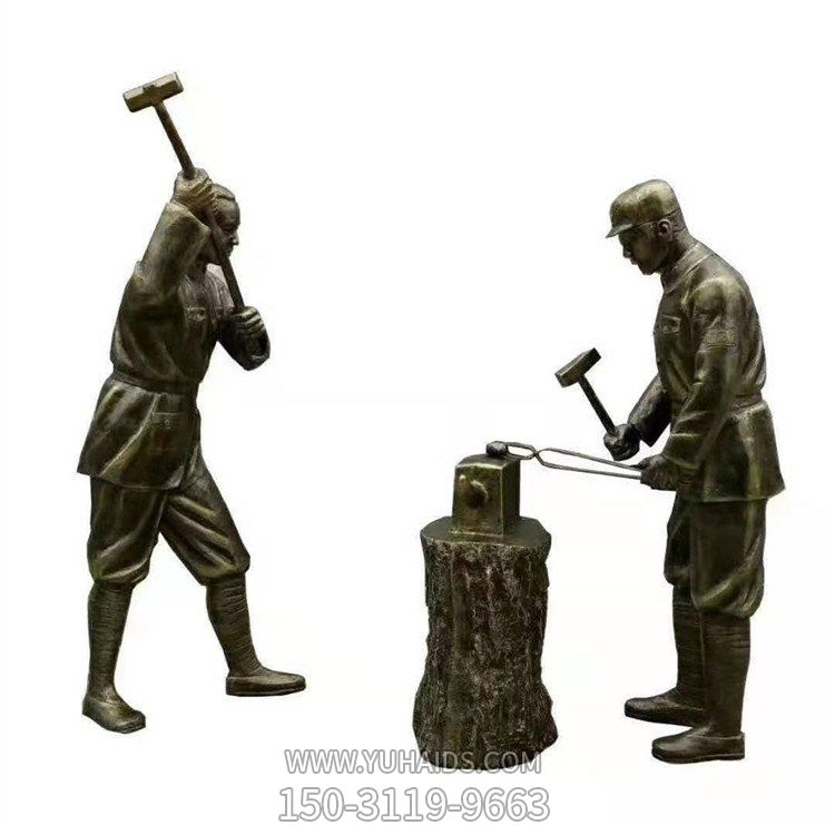 景点步行街摆放玻璃仿铜打铁人物雕像民俗小品博鱼网页版