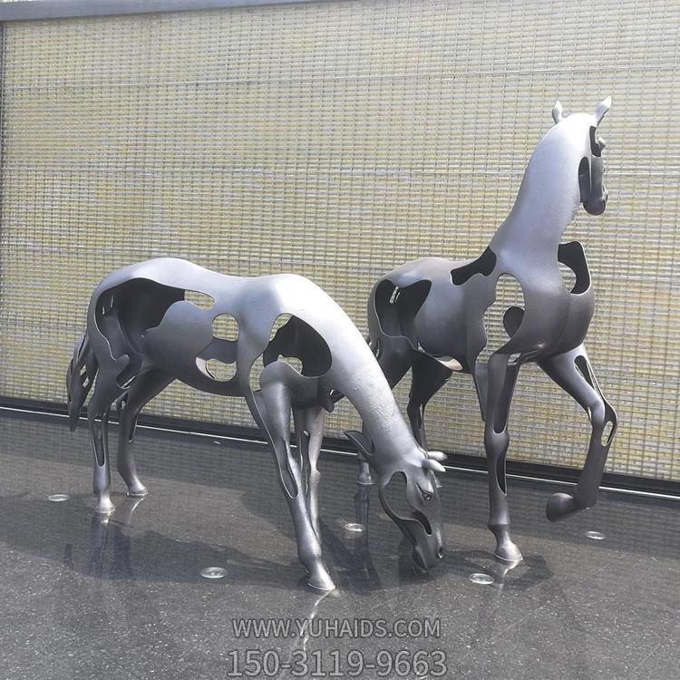 广场不锈钢镂空创意动物马水池喷泉摆件博鱼网页版