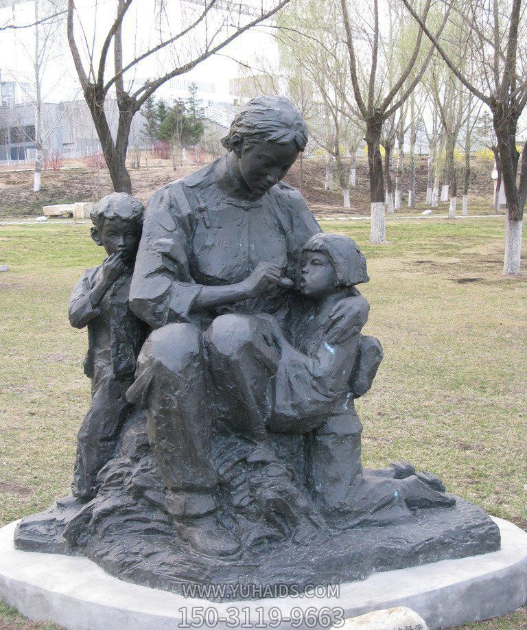 公园伟大的母亲人物铜雕亲情博鱼网页版