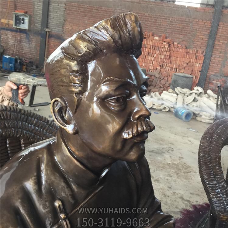 玻璃钢仿铜户外校园鲁迅博鱼网页版